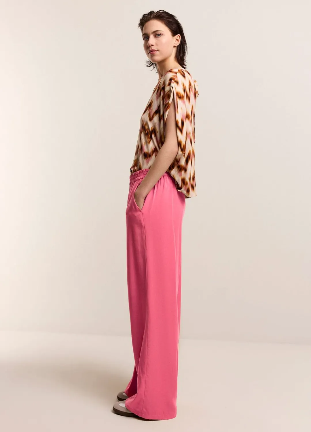 Hot Summum Airy, Straight-Leg Trousers Pink