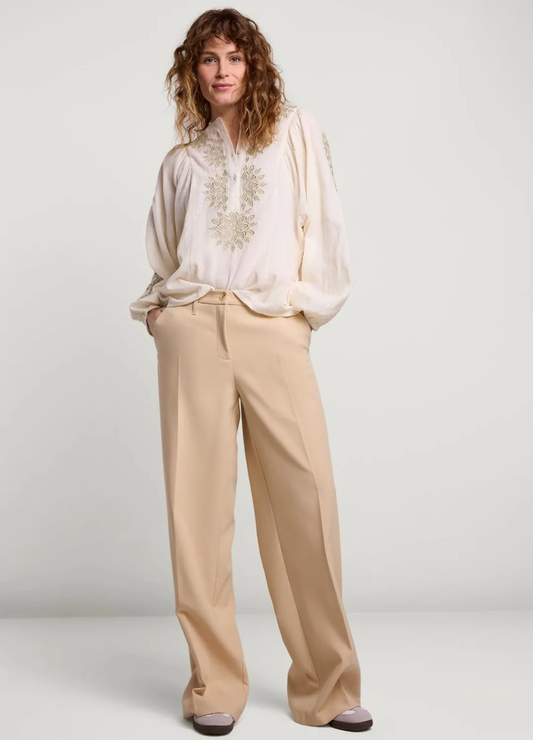 Best Summum Blouse With Gold Embroidery Creme