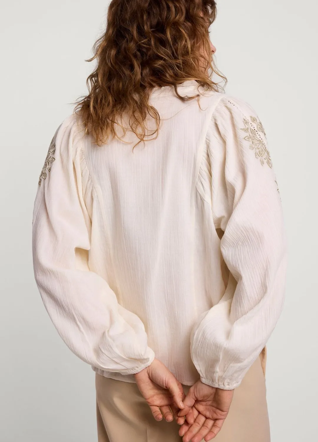 Best Summum Blouse With Gold Embroidery Creme