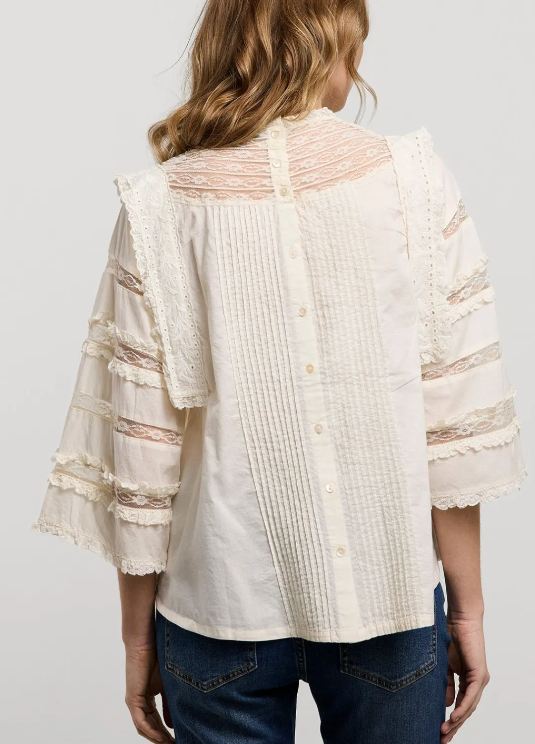Hot Summum Blouse With Lace Creme