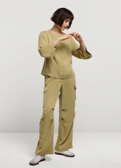 Hot Summum Boat-Neck Top Green