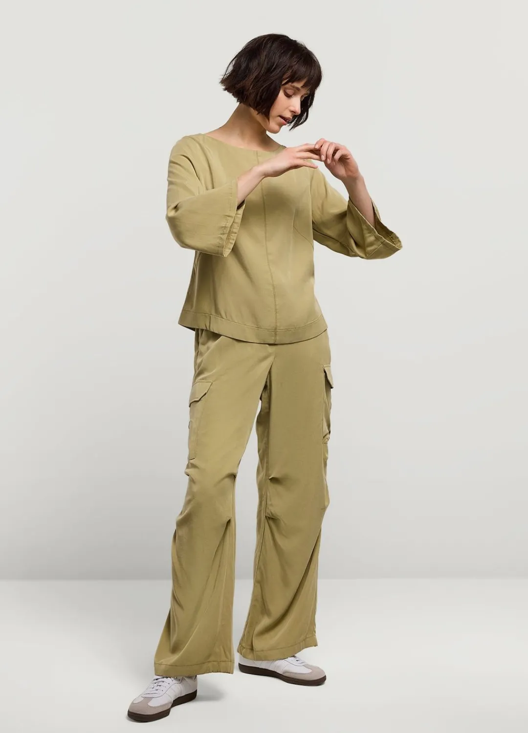 Hot Summum Boat-Neck Top Green