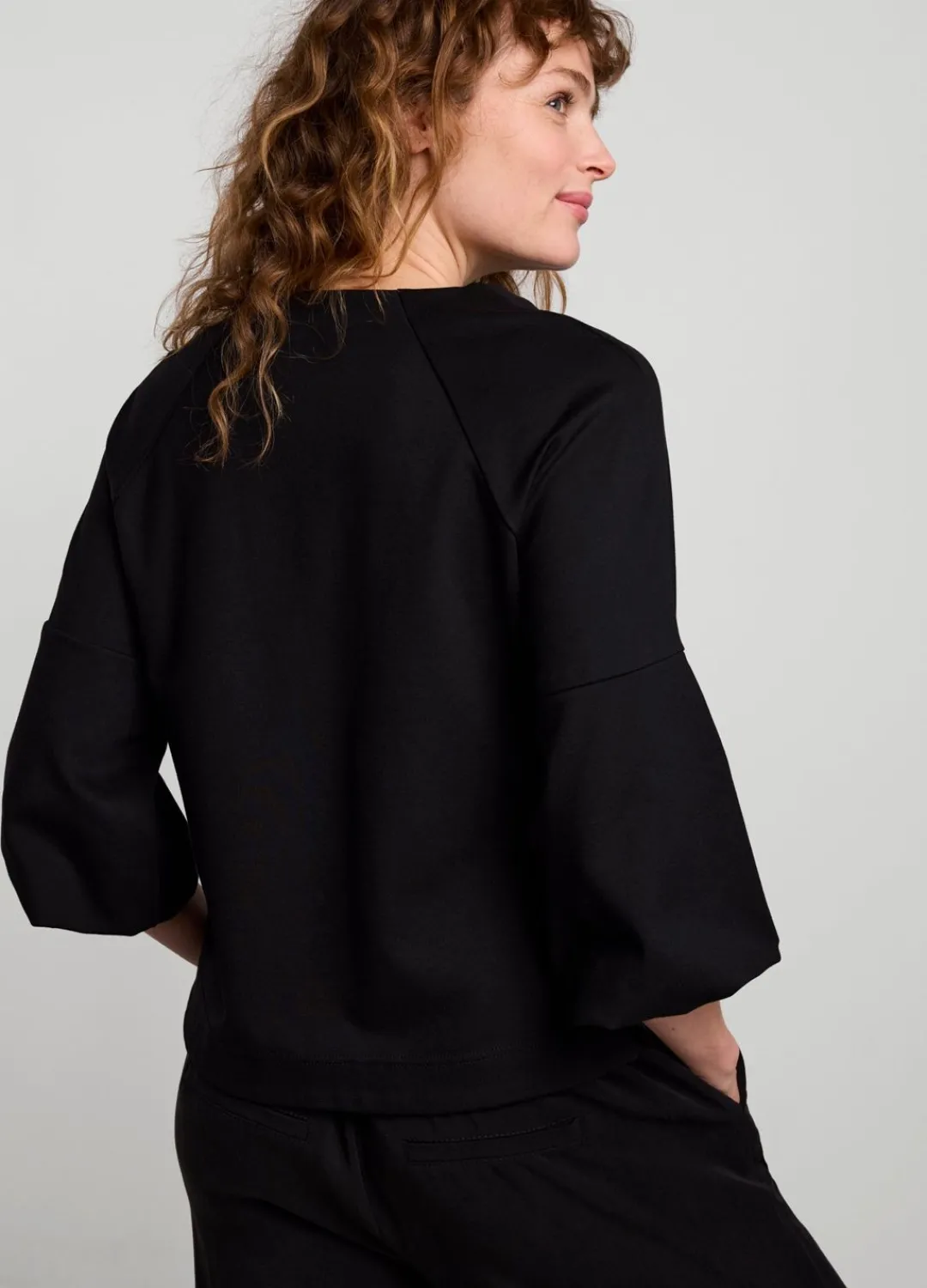 Discount Summum Fitted Top Black