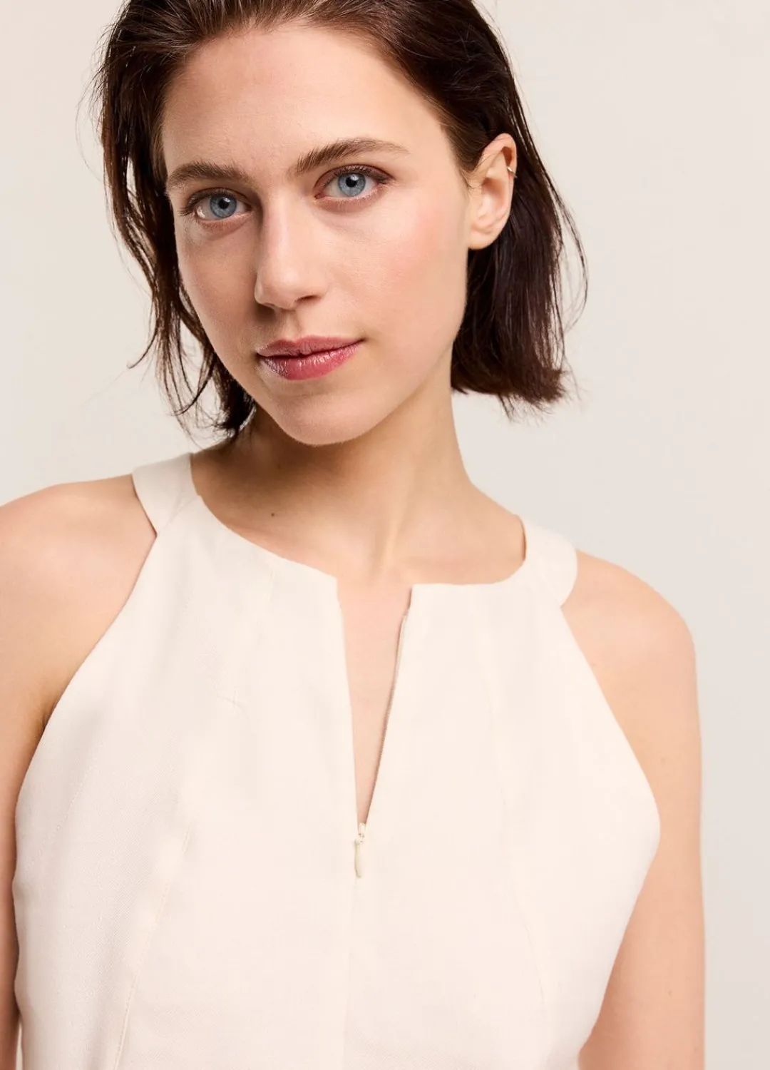 Discount Summum Halter Top With Concealed Zip Creme