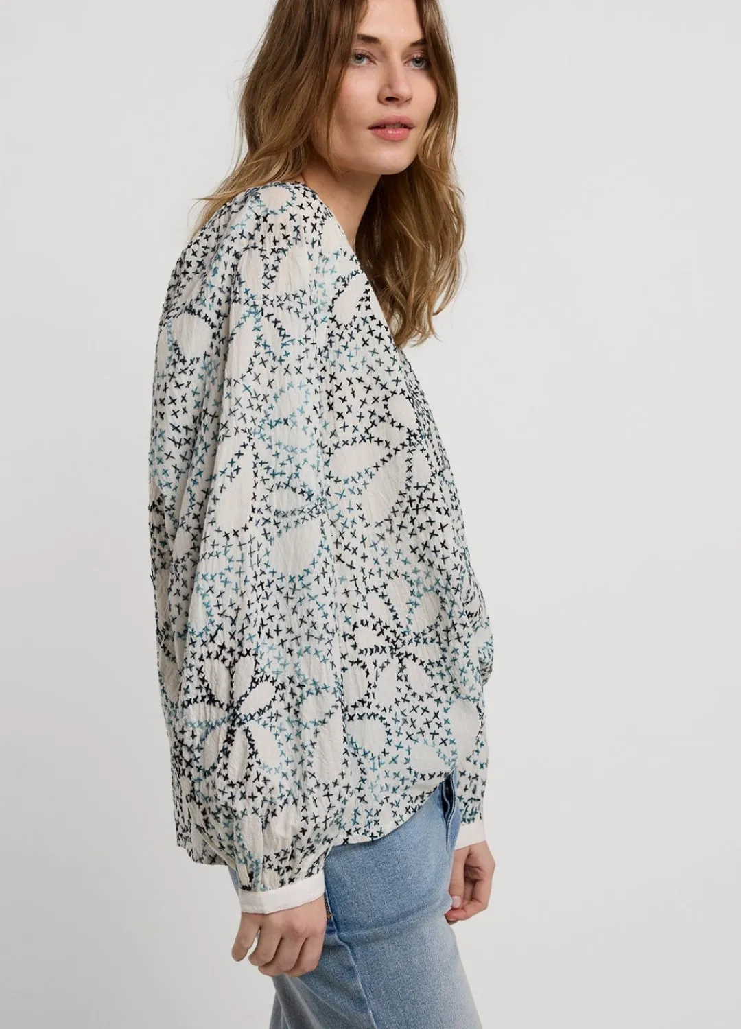 Fashion Summum Hand-Embroidered Blouse Creme