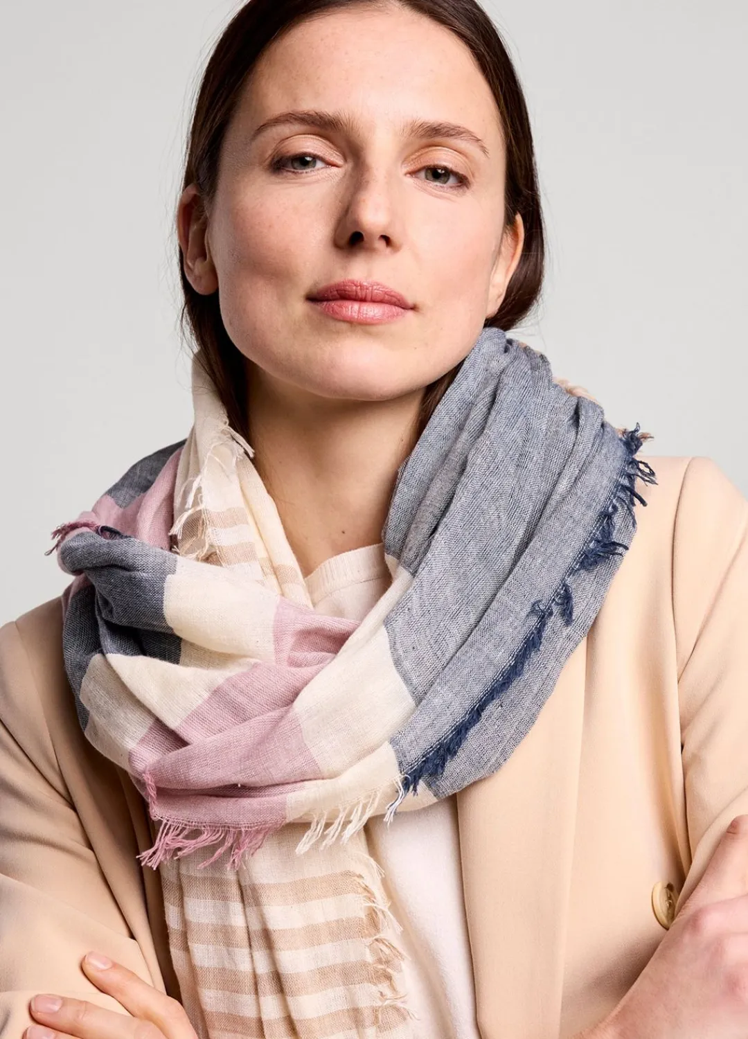 Best Summum Large Scarf Creme