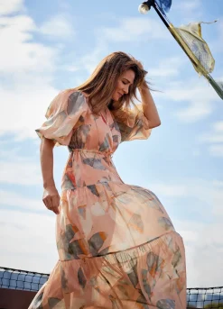 Hot Summum Long, Shimmery Tiered Dress Multicolor