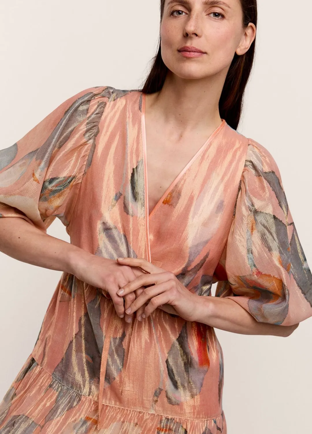 Hot Summum Long, Shimmery Tiered Dress Multicolor