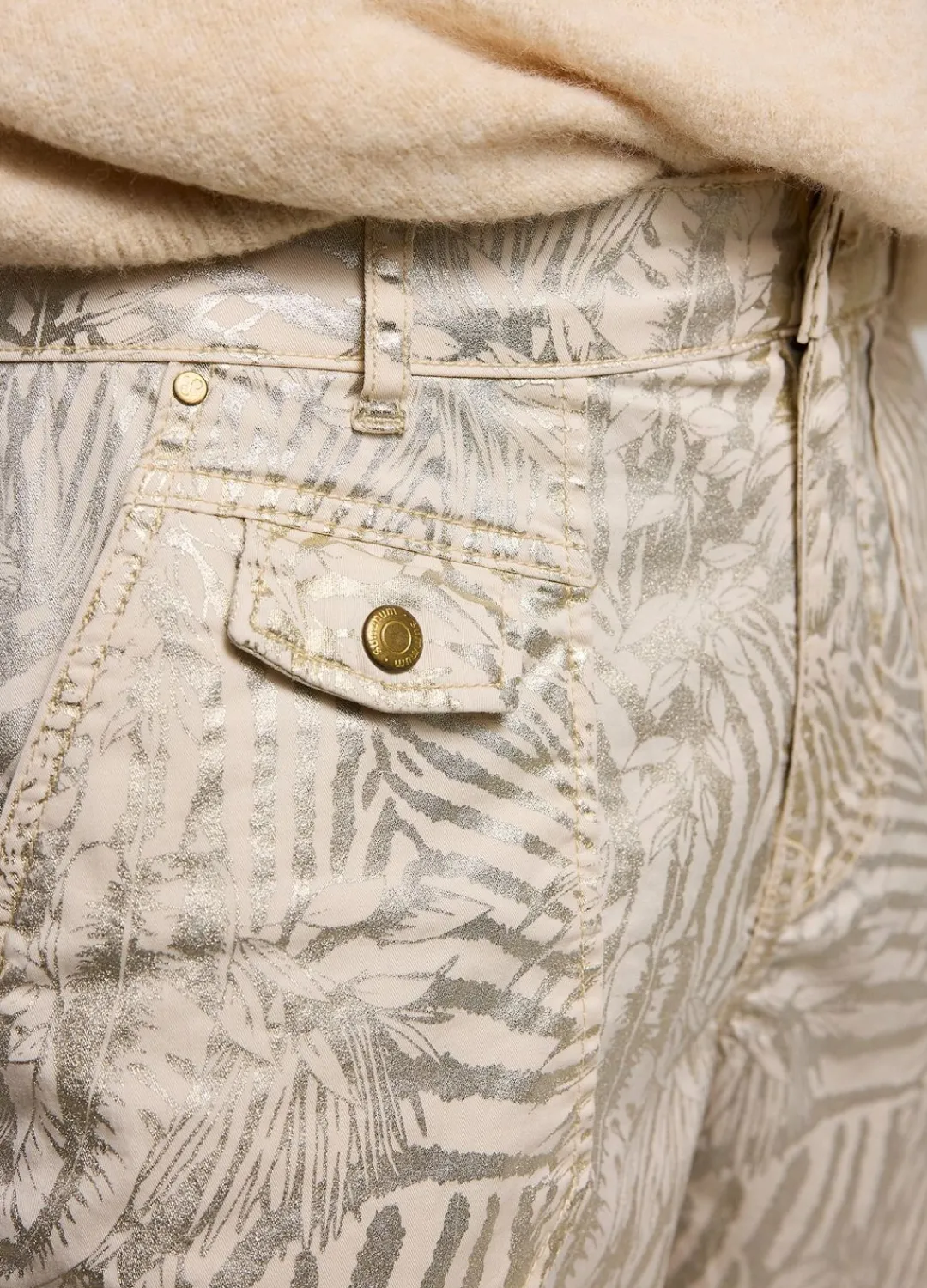 Best Summum Metallic-Print Trousers Creme