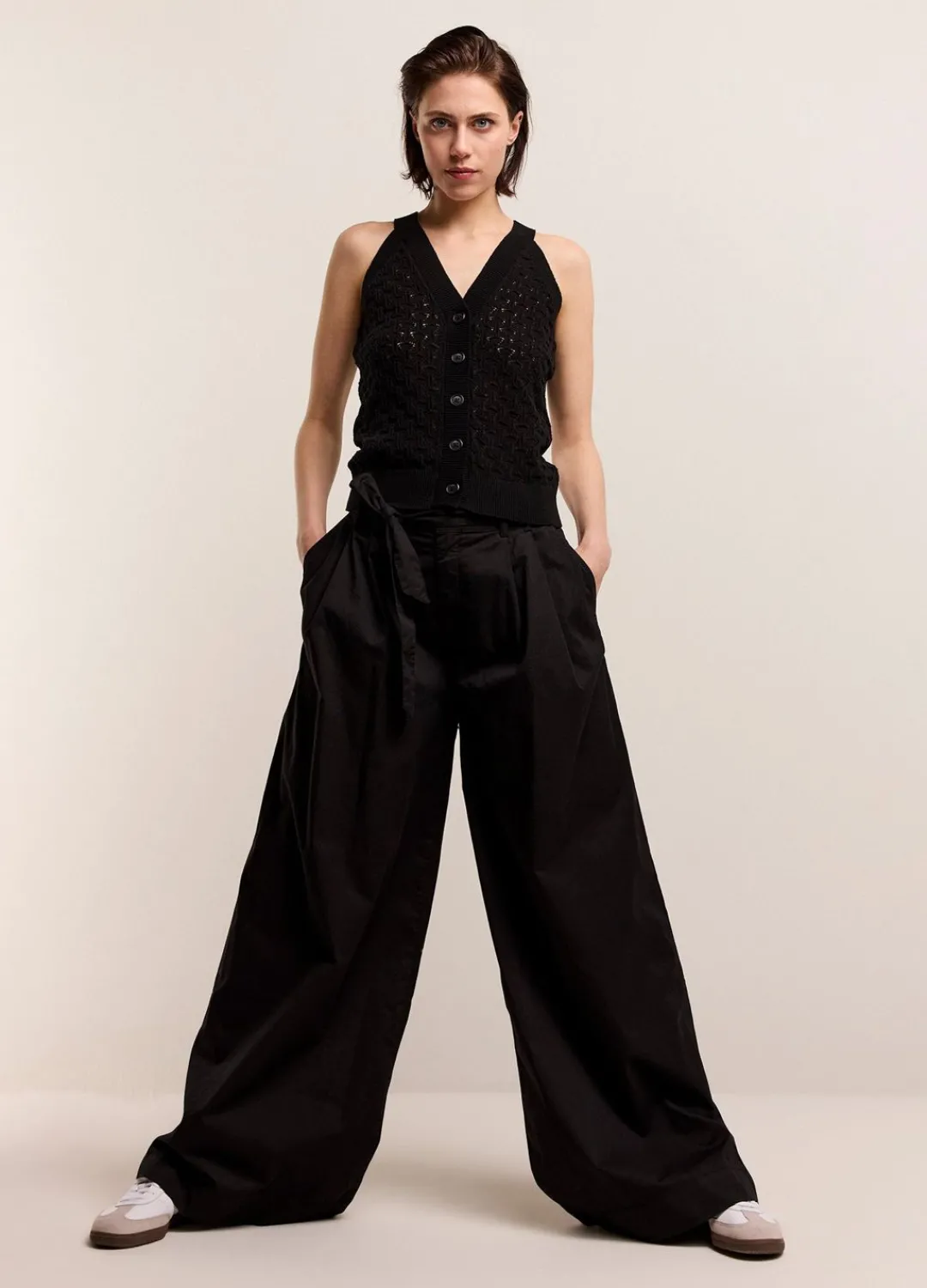 Hot Summum Open-Knit Halter Top Black