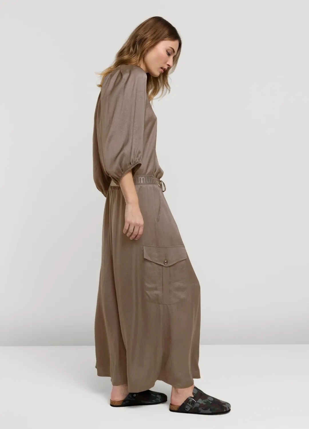 Clearance Summum Satin V-Neck Top Grey