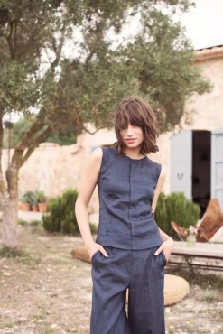 Sale Summum Sleeveless Linen Blend Top Blue