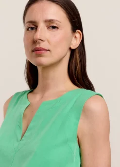 New Summum Sleeveless Top With V-Slit Green
