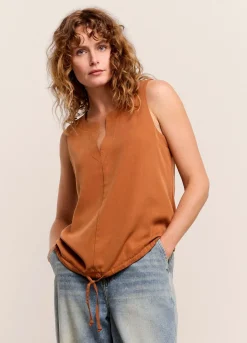 Fashion Summum Sleeveless Top With V-Slit Brown