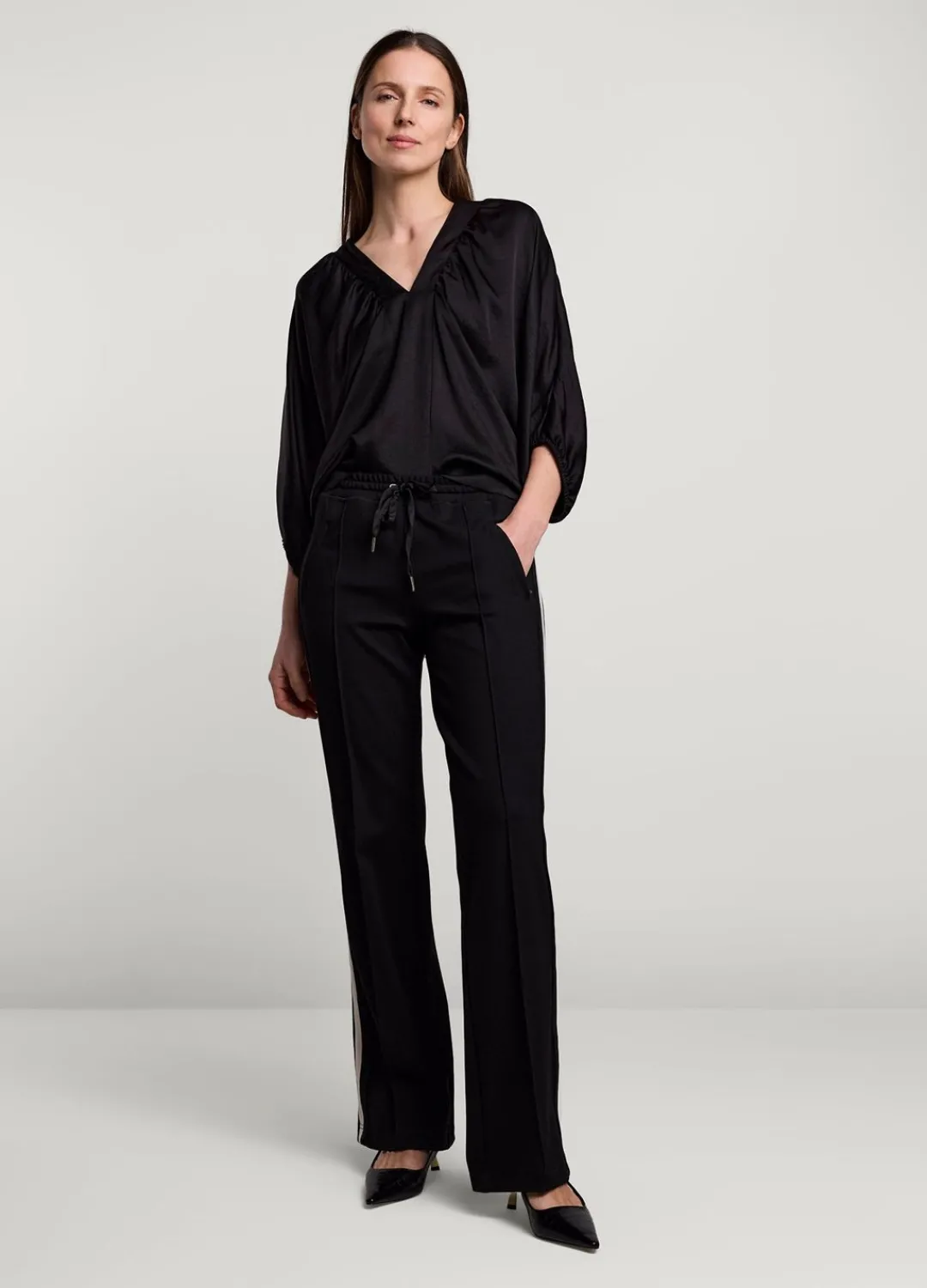 Discount Summum Sporty Trousers With Drawstring Black