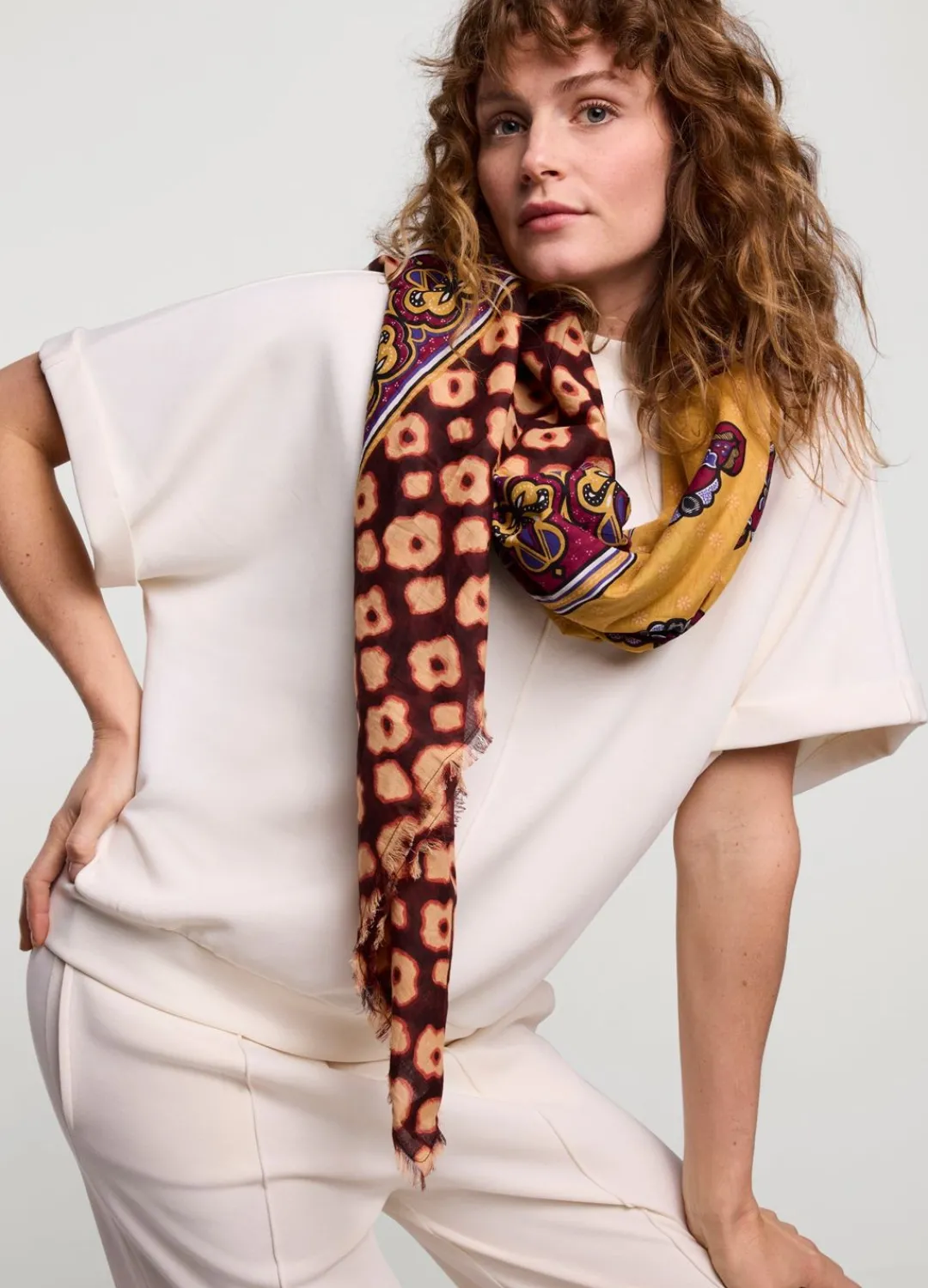 Hot Summum Thin Scarf With Print Red