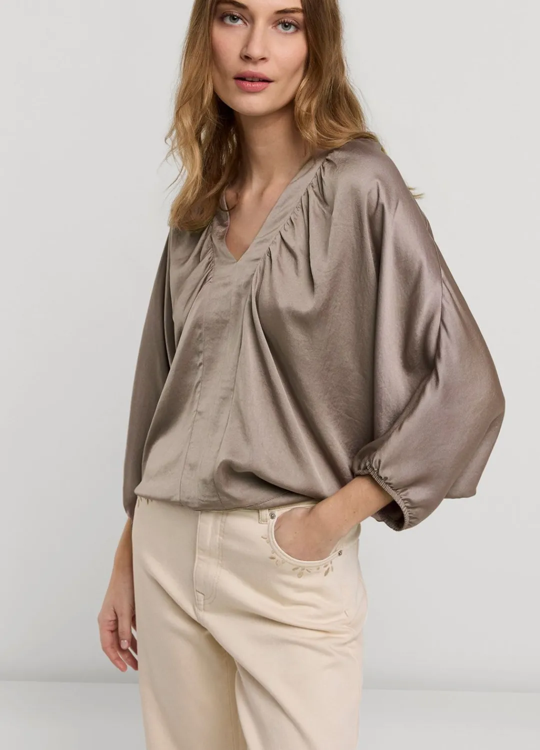 Fashion Summum Top With Bat Sleeves Grey
