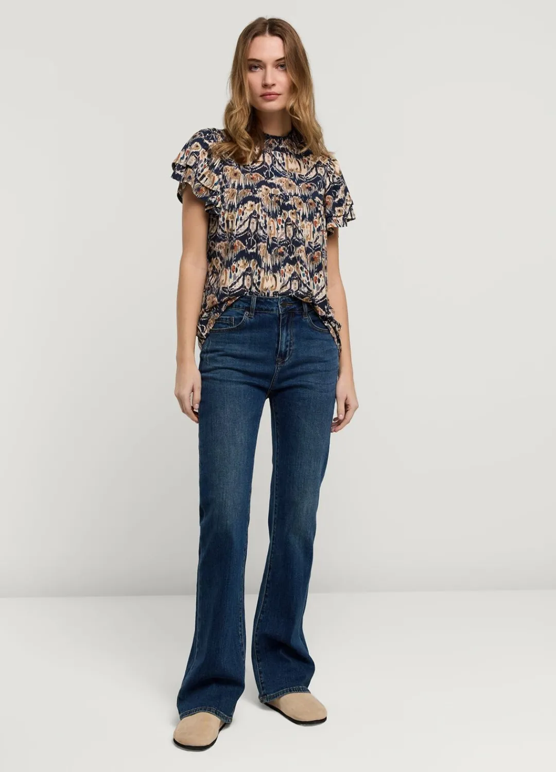 Hot Summum Top With Butterfly Sleeves Blue