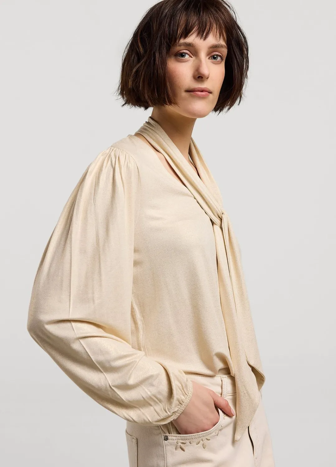 Outlet Summum Top With Detachable Shawl Creme