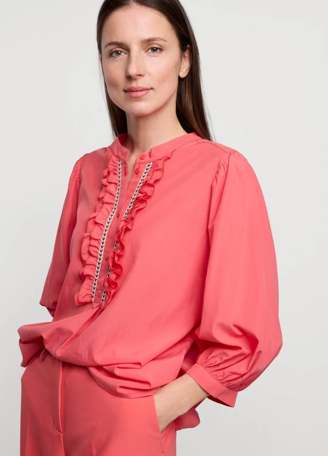 New Summum Top With Ruffles Pink