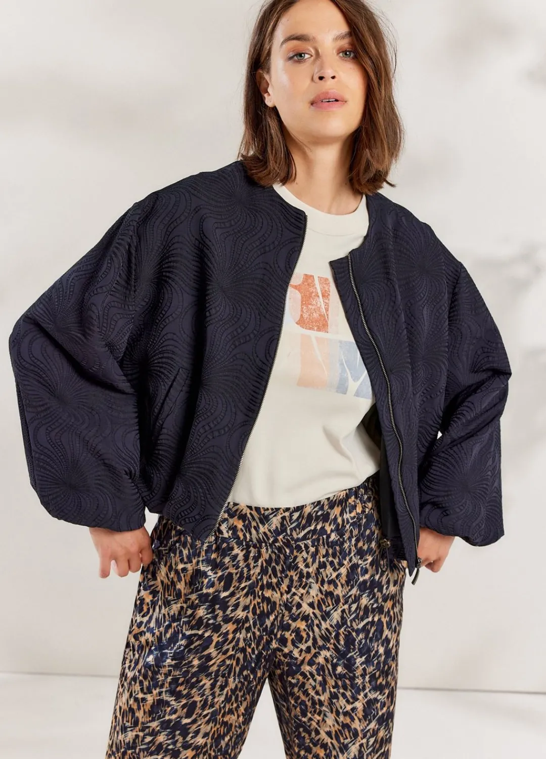 Discount Summum T-Shirt With Artwork Print Blue