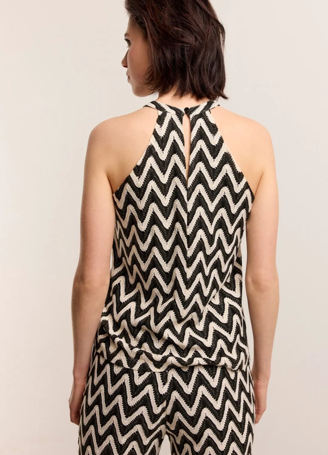Best Summum Zigzag Halter Top Black